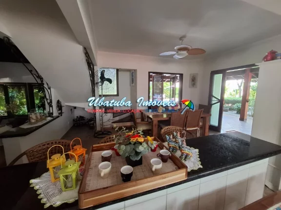 Imagem Linda casa em condomínio fechado com 04 dormitórios