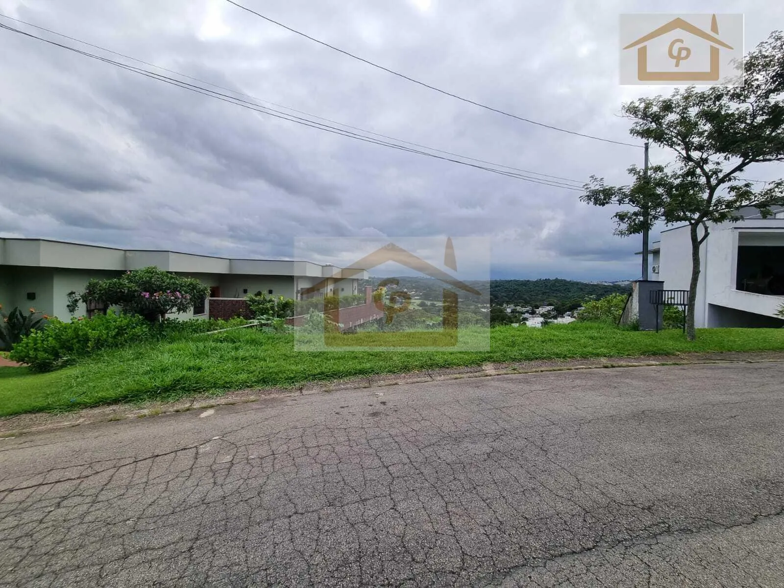 Imagem Alto Padrão, Residencial Golf Village, 534 metros