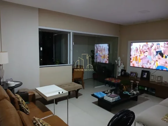 Imagem Apartamento amplo e bem localizado com três quartos varanda a venda no Caminho das Árvores