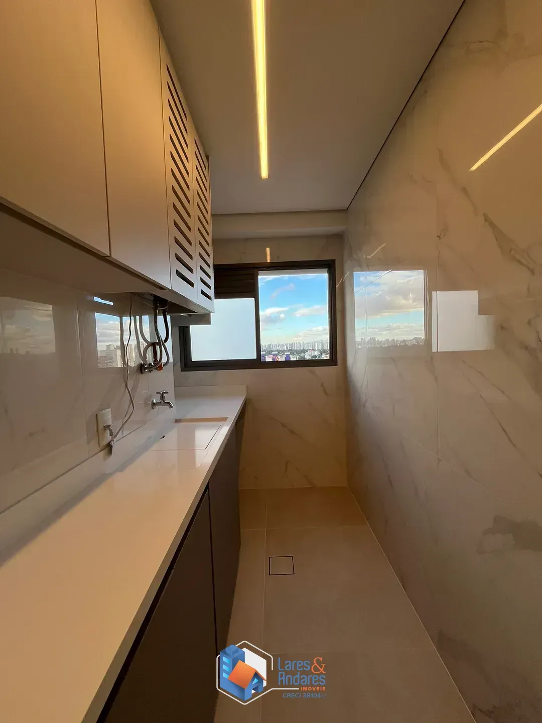 Imagem Apartamento para venda e locação em Jardim Prudência com 2 quartos, sendo 1 suíte, 75m²
