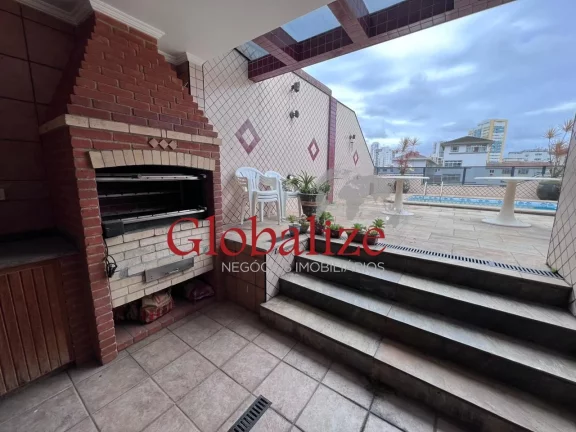 Imagem Sobrado maravilhoso com piscina 4 suítes no bairro do Embaré em Santos por r$ 2.500.000,00
