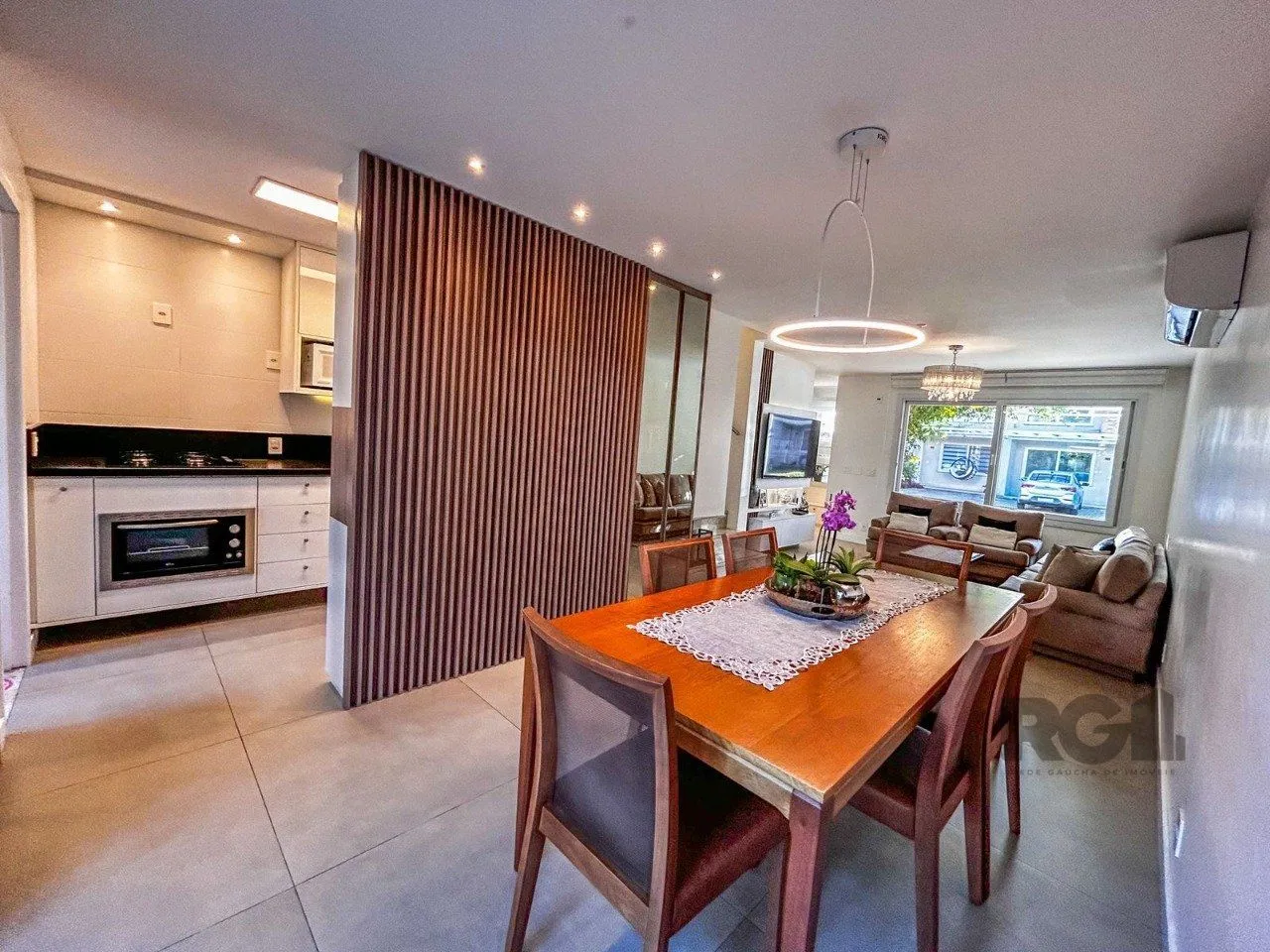 Imagem Casa Condominio a Venda - 196.38m², 4 dormitórios, 2 suites, 2 vagas Vila Nova