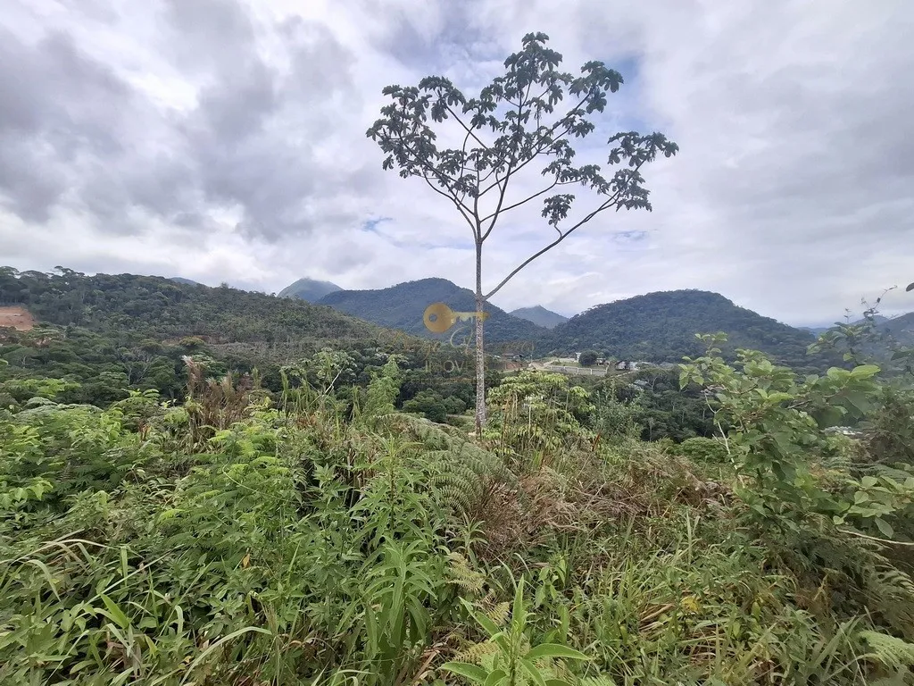 Imagem Terreno em Condomínio para Venda em Teresópolis / RJ no bairro Vargem Grande