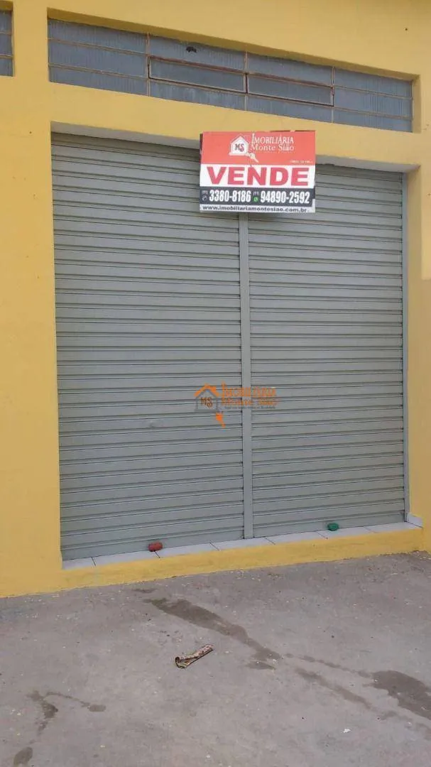 Imagem Terreno de esquina com 3 imoveis de Renda