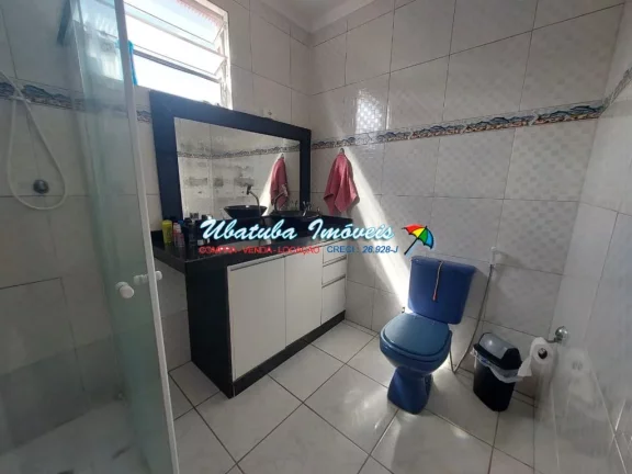 Imagem casa bem localizada com 03 dormitórios no centro