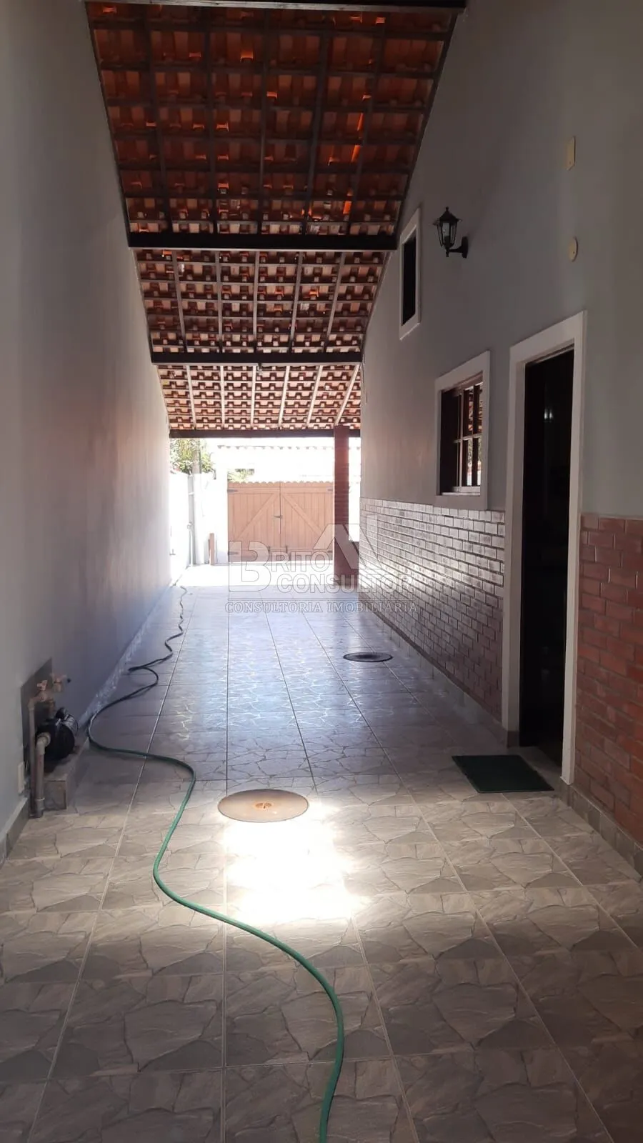 Imagem Casa Linear com 3 Quartos, Suite, Piscina, Terreno 480 m², em Praia de Itaipuaçu (Itaipuaçu), Maricá/RJ
