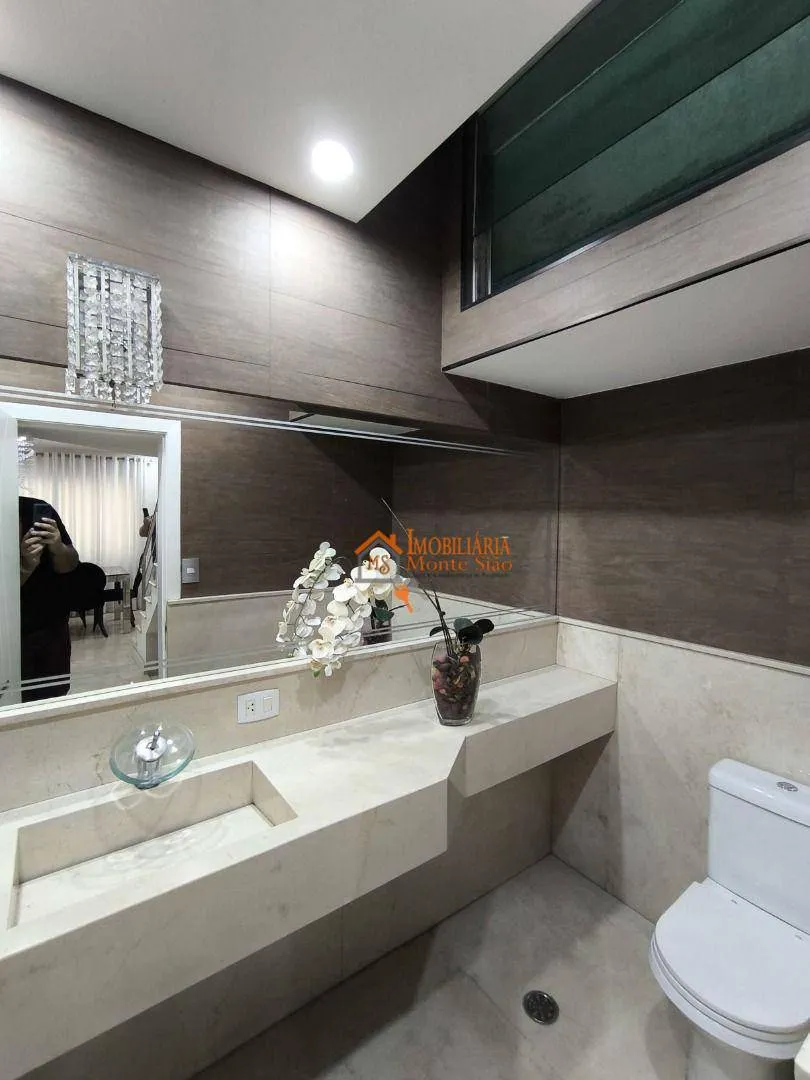 Imagem Sobrado com 3 dormitórios à venda, 430 m² por R$ 2.500.000,00 - Jardim Maia - Guarulhos/SP