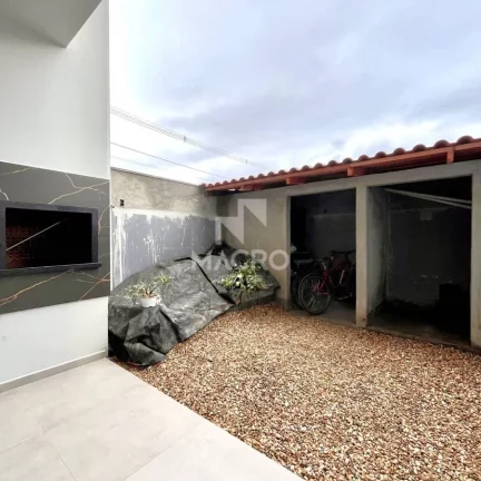 Imagem Geminado semi mobiliado | Jaraguá 99 | 3 quartos (1 suíte) | 96m²