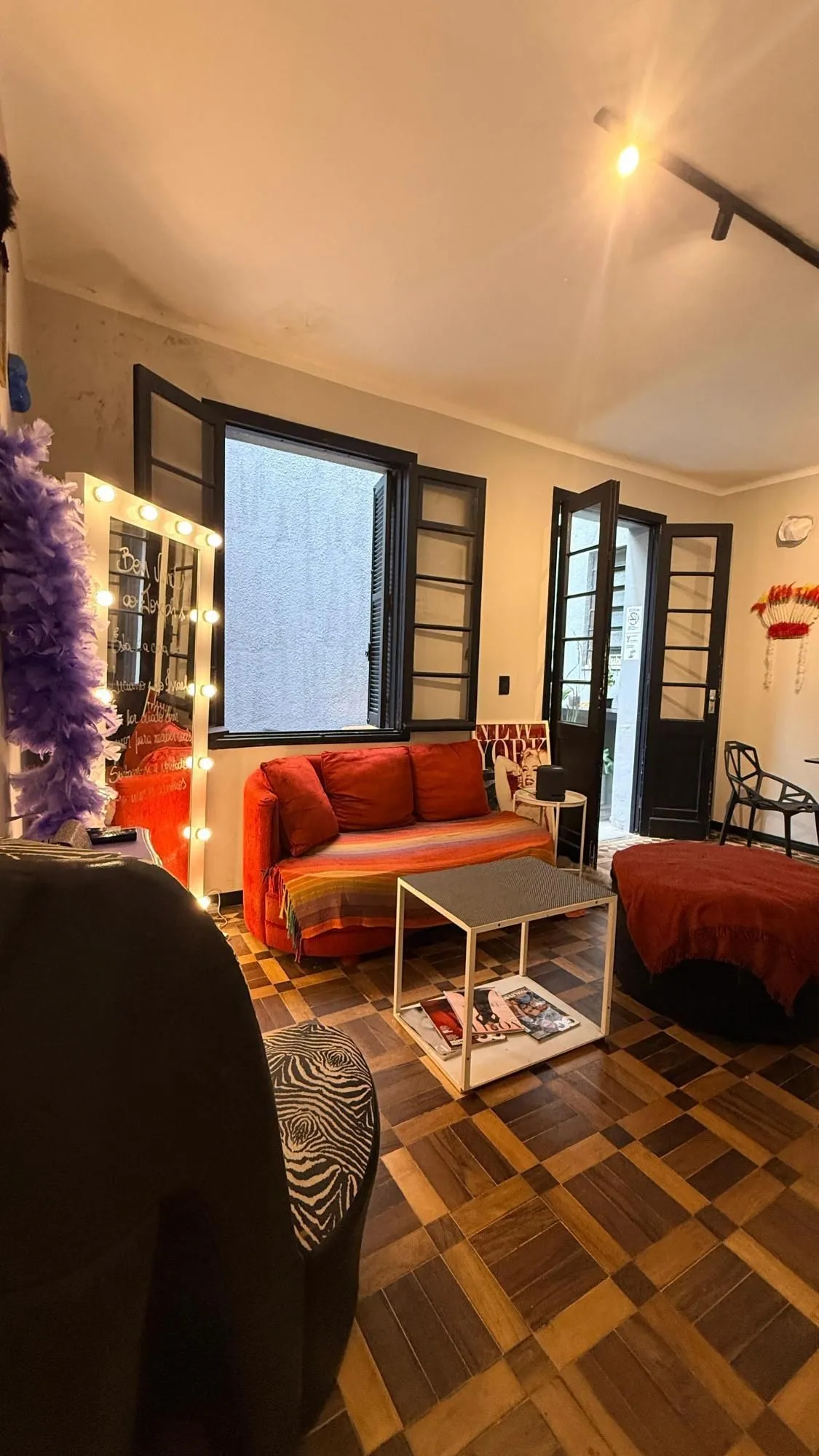 Imagem Prédio na Andre da Rocha com garagem
