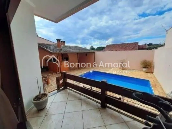 Imagem Casa para venda no chapadão, 4 quartos, escritorio, churrasqueira e piscina