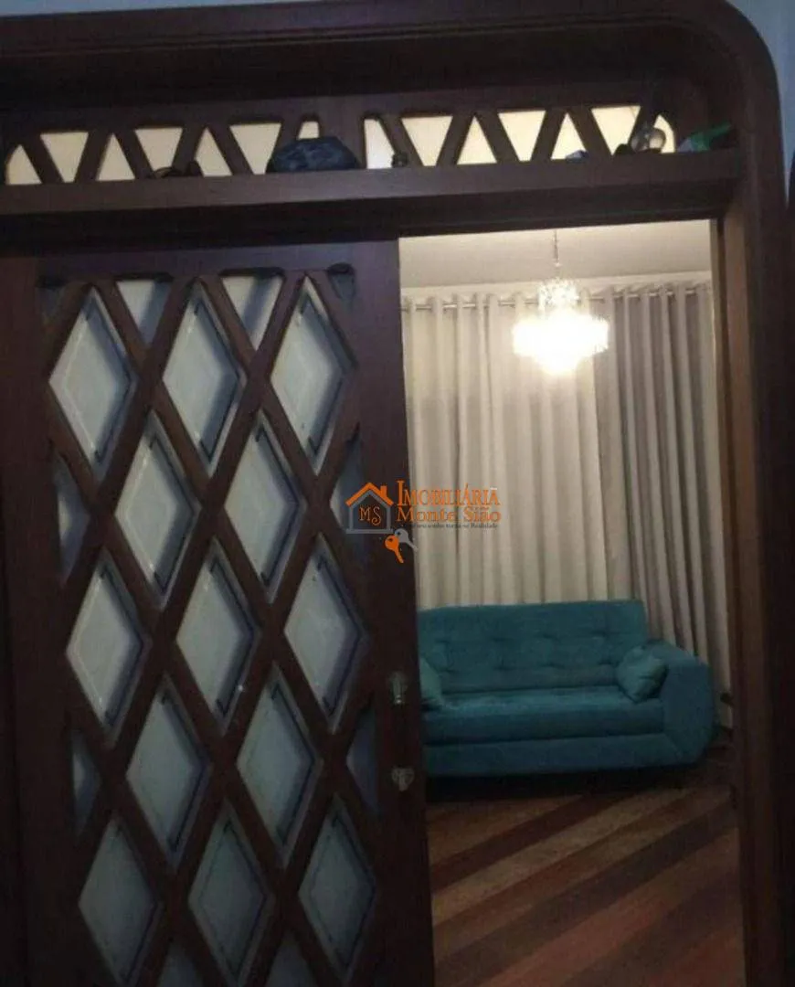 Imagem Casa com 3 dormitórios à venda, 380 m² por R$ 2.873.000,00 - Vila Rosália - Guarulhos/SP