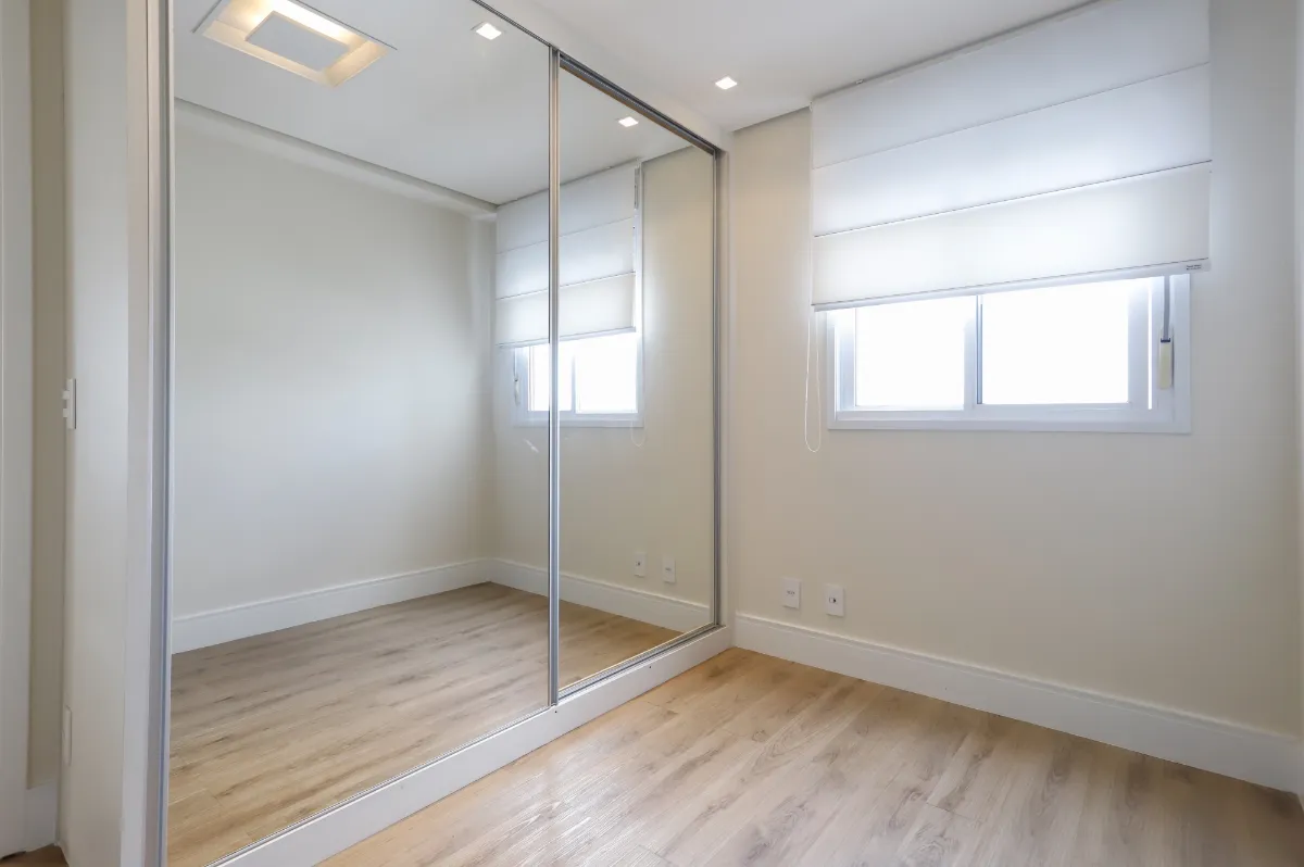 Imagem Apartamento para venda em Vila Anastácio com 2 quartos, sendo 1 suíte, 77m2