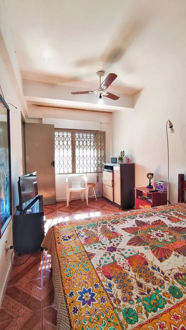 Imagem Casa com 170m², 3 dorm. no bairro Jardim Itu Sabará em Porto Alegre
