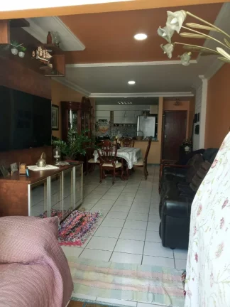 Imagem Condominio De Frente Para Mar Com Apartamento Primeiro Andar Com Vista Lateral