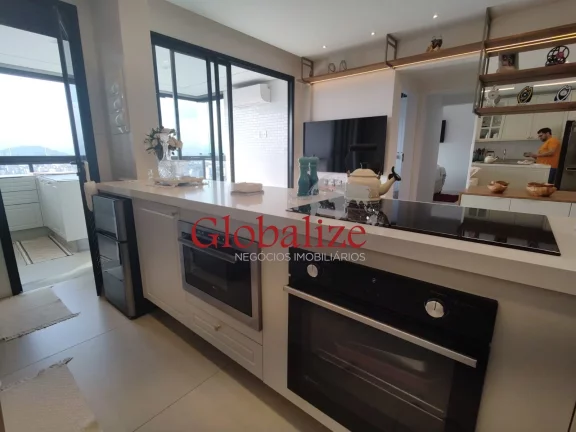Imagem Apartamento mobiliado de 83 metros 1 dormitório 1 suíte, 2 vagas coberta demarcada com elevador na Aparecida Santos R$1.550.500,00