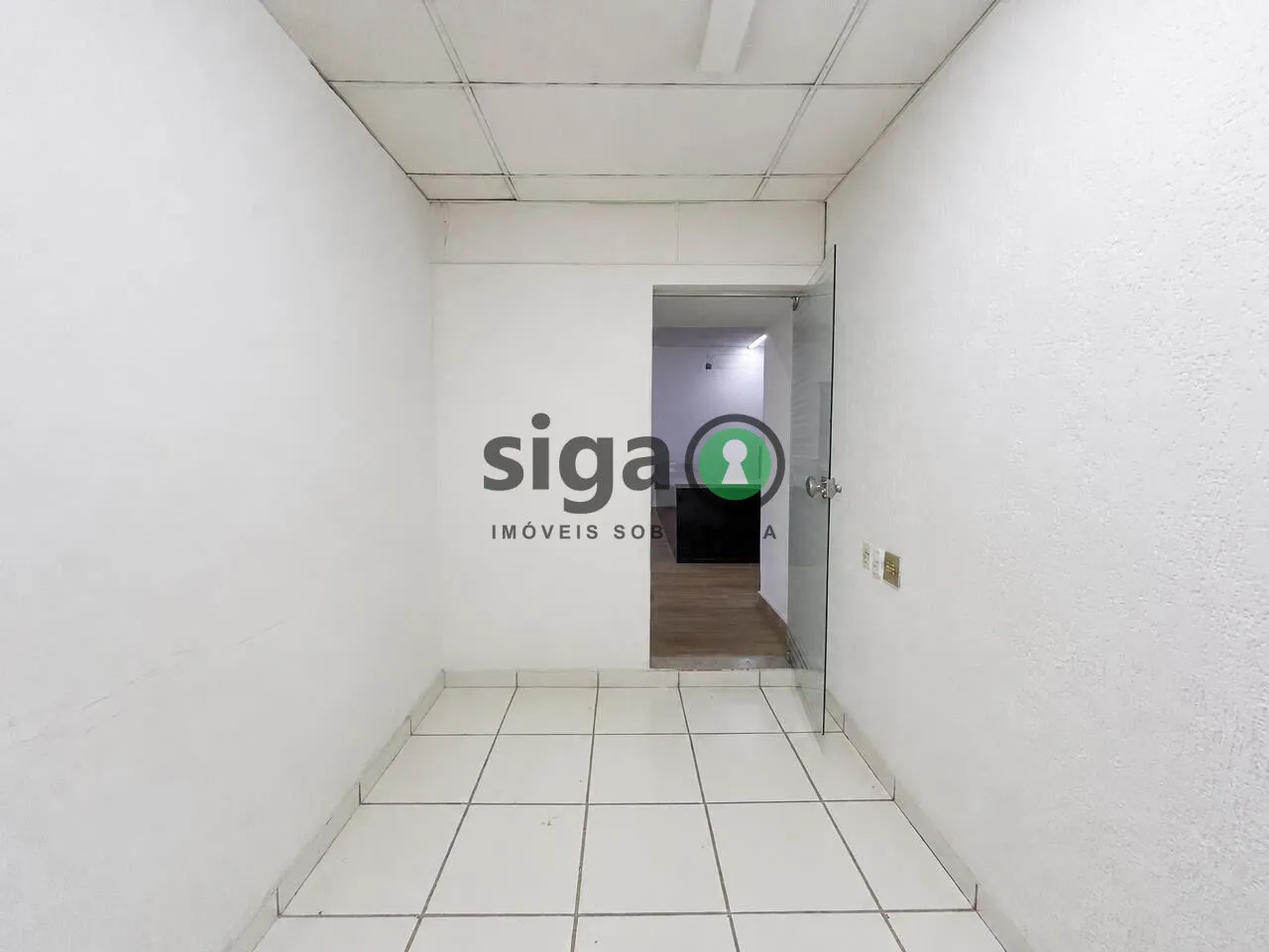Imagem Casa comercial de 284m² 17 salas e vagas - Chacara Santo Antonio - São Paulo/SP