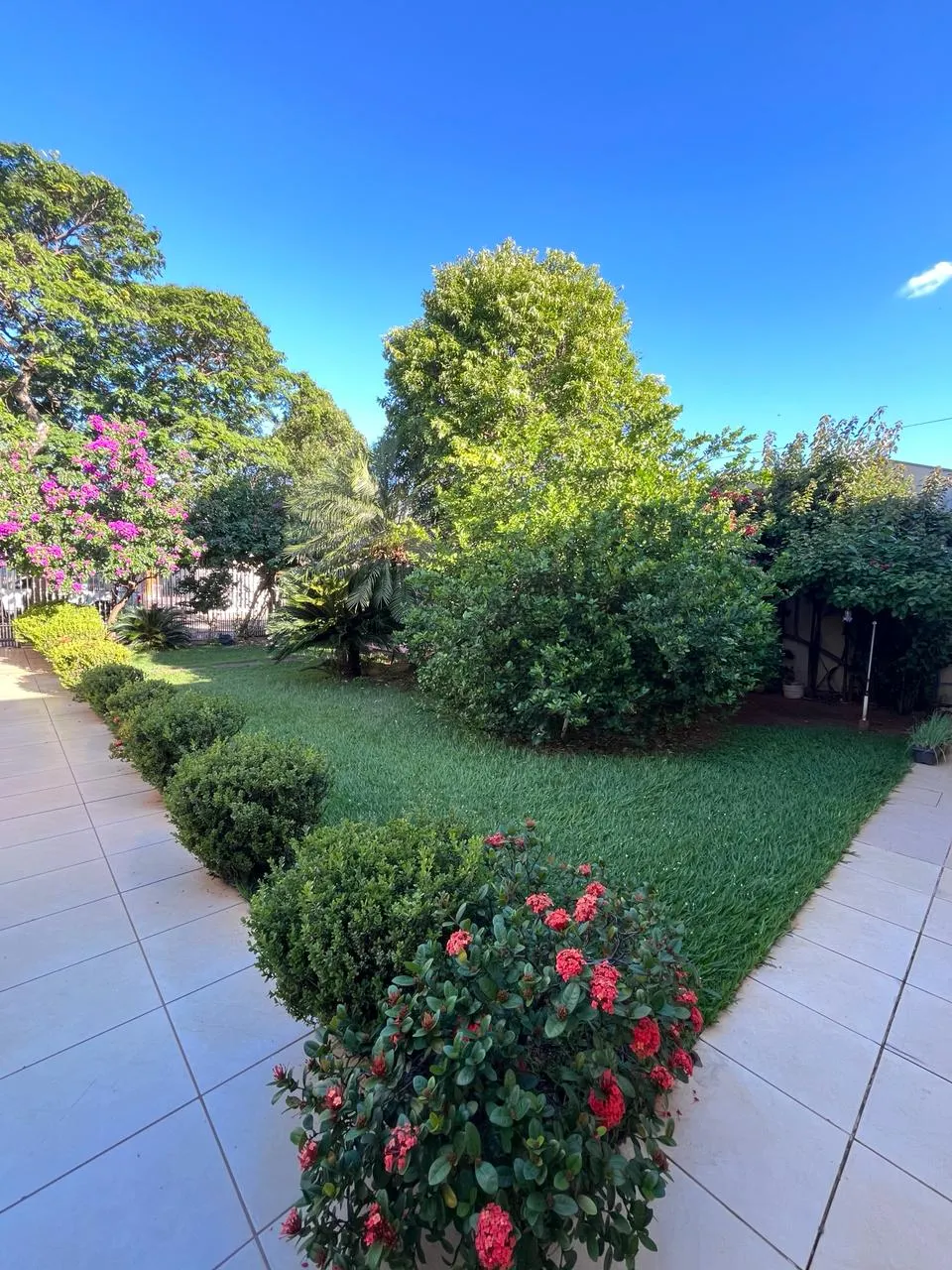 Imagem Casa 306m Umuarama-PR 409
