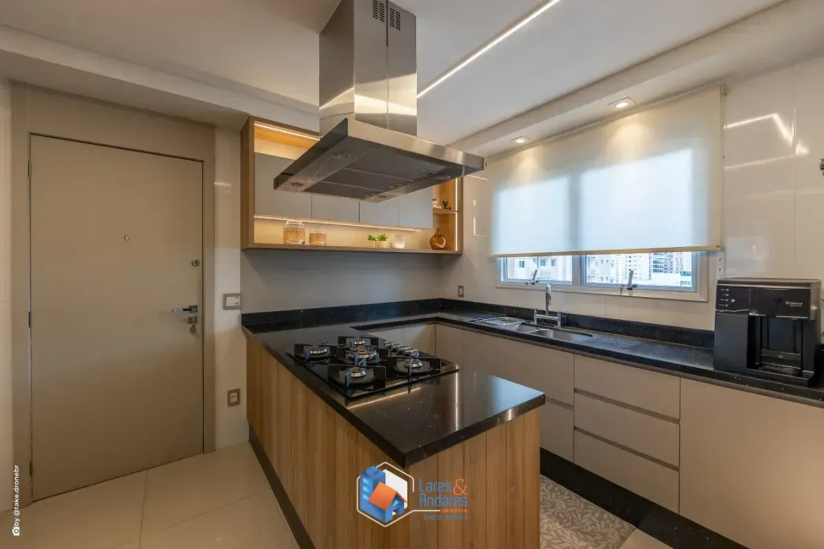 Imagem Apartamento para venda em Campo Belo com 3 quartos, sendo 3 suítes, 233m²