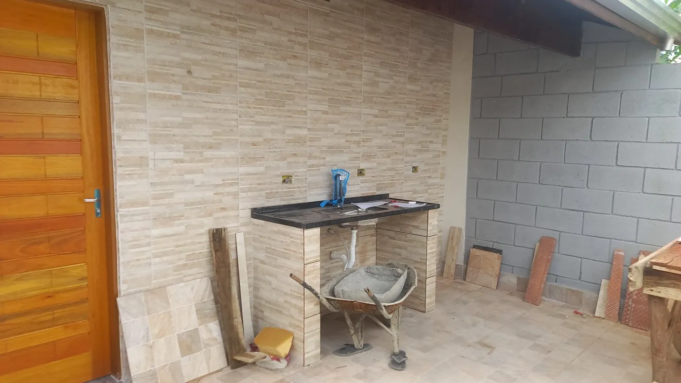 Imagem Casa para Venda em Itanhaém, Nossa Senhora do Sion, 2 dormitórios, 1 suíte, 1 banheiro, 2 vagas