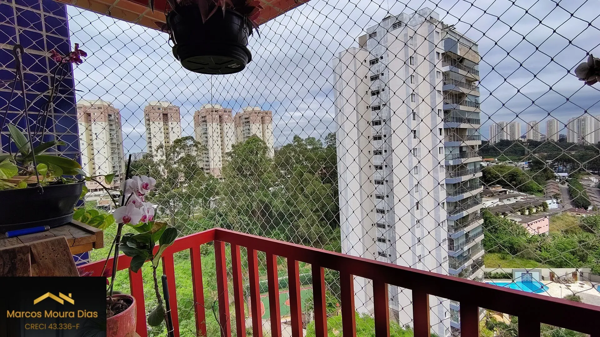 Imagem Apartamento Jardim Esther ( Butantã), sala com Varanda, 02 Dormitórios 1 Vaga, Prédio com Lazer, Portaria 24 hs e Gerador