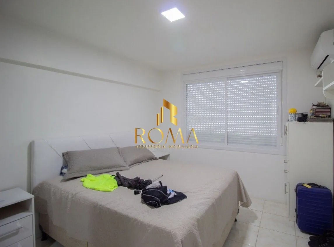 Imagem Duplex 4 dormitórios à venda Centro Santa Maria/RS