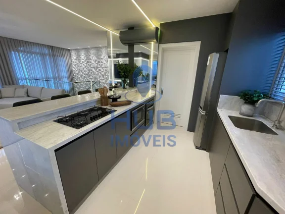 Imagem Cobertura com 3 dormitórios à venda sendo 3 suítes, 240 m² por - R$ 7.900.000,00 - Centro - Bal. Camboriú/SC