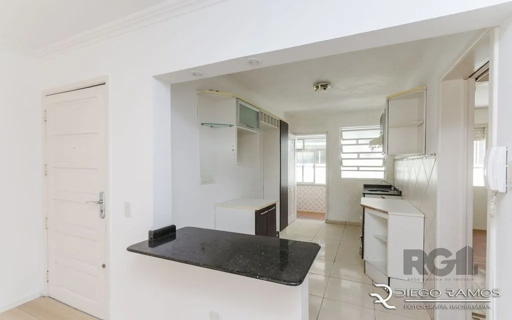 Imagem Cobertura para Venda - 73.12m², 2 dormitórios, 1 vaga - Cristo Redentor