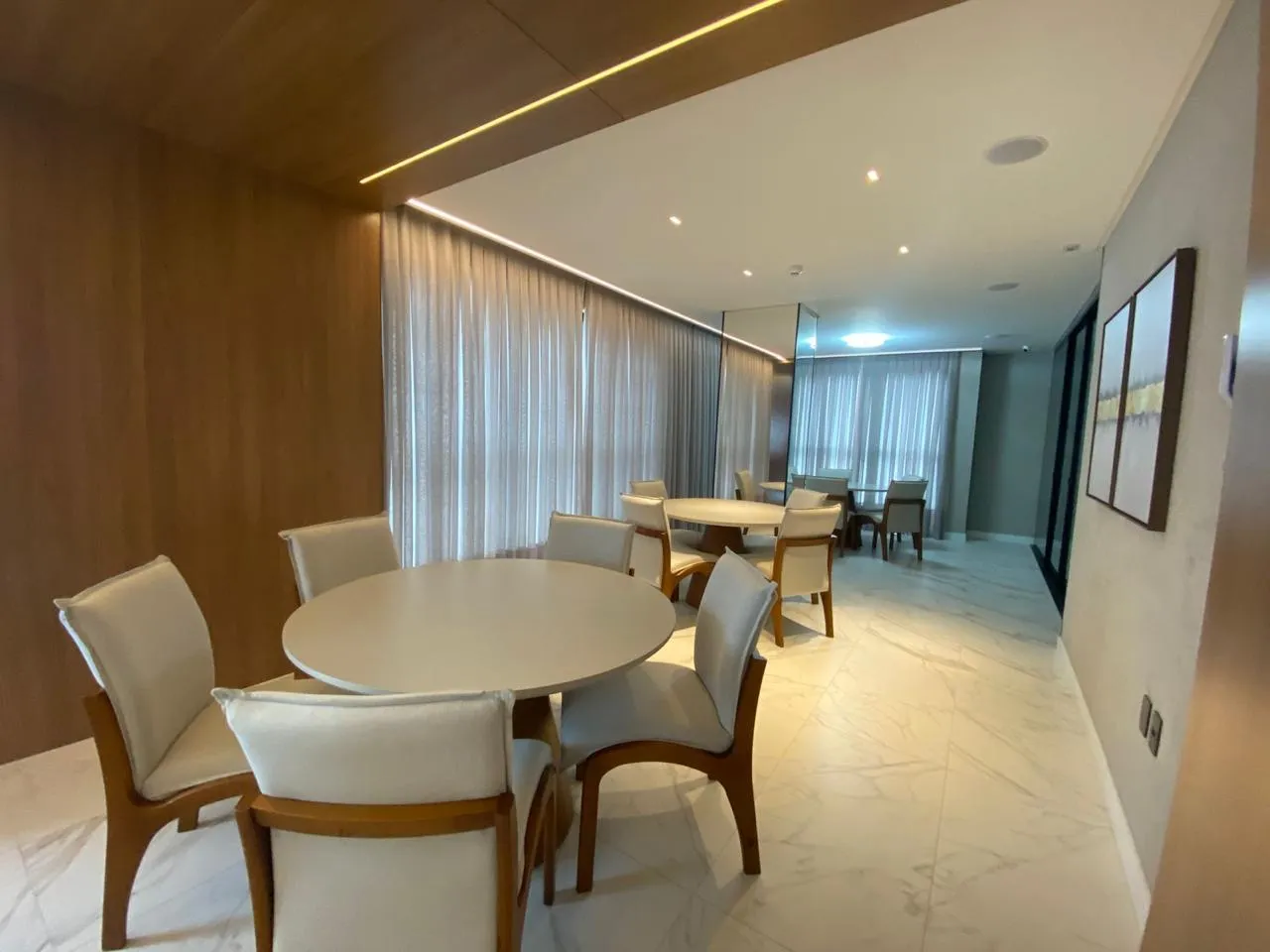 Imagem Apartamento com vista para o mar à venda com 130m2 por R$ 2.300.000,00