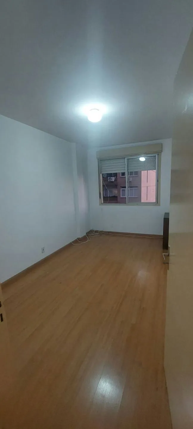 Imagem Cobertura com 2 quartos e 84m² à venda em Centro Histórico, Porto Alegre.