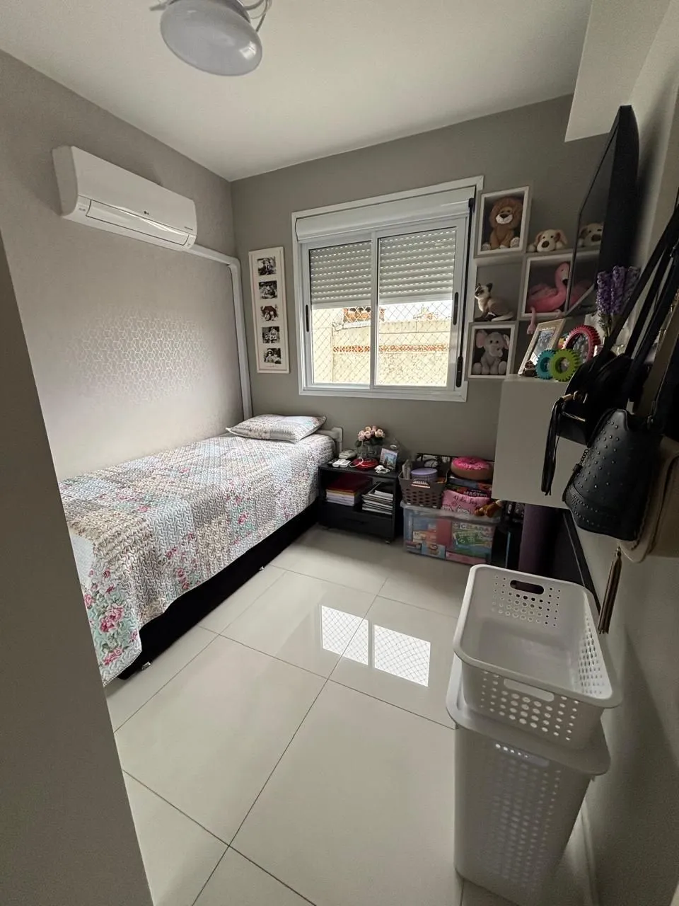 Imagem Apartamento de 3 quartos, suíte e 1 vaga de garagem no bairro Santo Antônio POA