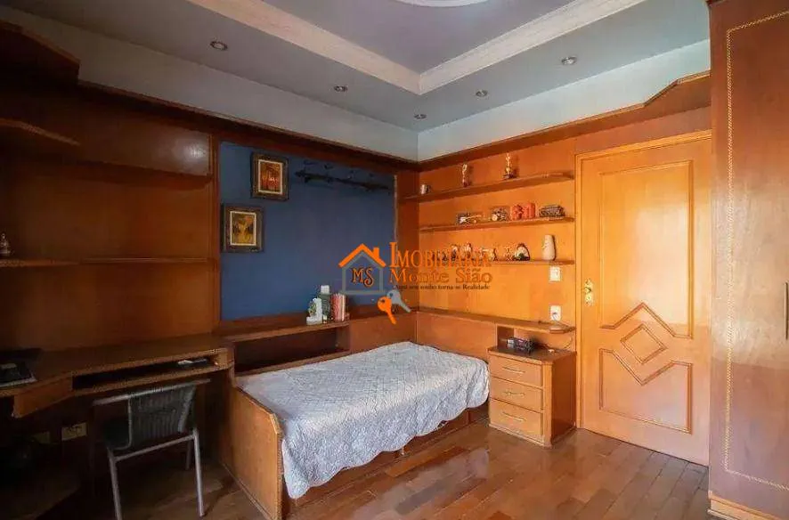 Imagem Sobrado com 3 dormitórios, 425 m² - venda por R$ 2.000.000,00 ou aluguel por R$ 11.500,00/mês - Jardim Maia - Guarulhos/SP