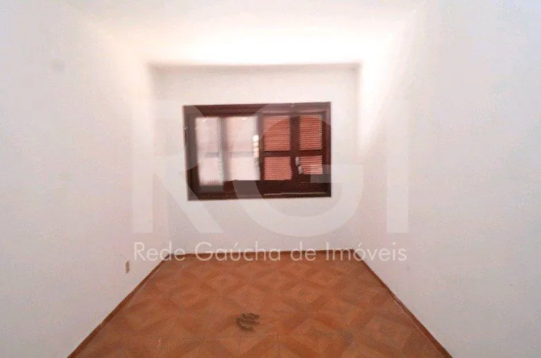 Imagem Casa para Venda - 280m², 3 dormitórios, 4 vagas - Cidade Baixa