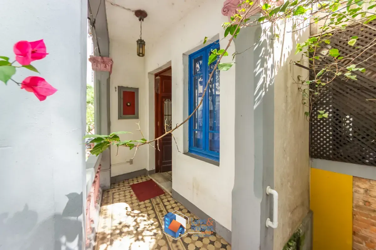 Imagem Casa para venda em Aclimação com 4 quartos, 150m²