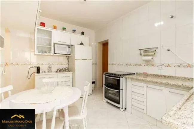 Imagem Casa à venda, com 3 Dormitórios ( 1 Suíte) com 2 Vagas de Garagem - Vila Ipojuca - São Paulo/SP