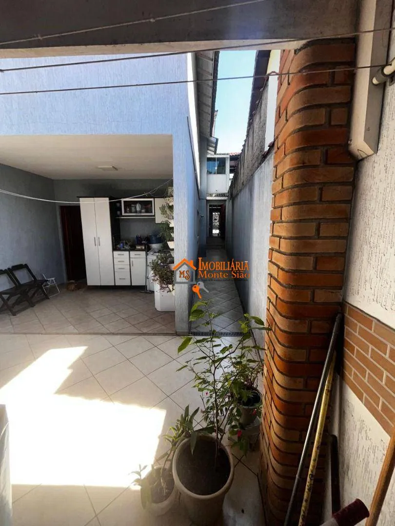 Imagem Sobrado com 3 dormitórios à venda, 125 m² por R$ 795.000,00 - Jardim Santa Clara - Guarulhos/SP