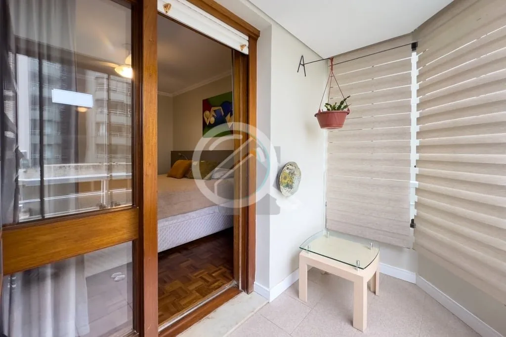 Imagem Apartamento porteira fechada com 3 dormitórios em edifício nobre no coração do Bairro Menino Deu...