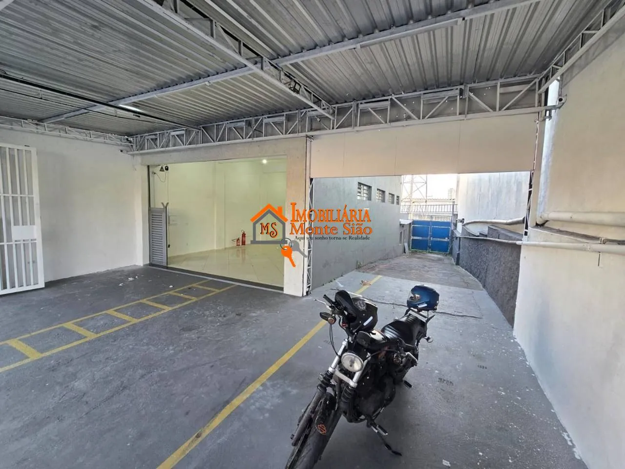 Imagem Salão para alugar, 150 m² por R$ 8.208,47 - Centro - Guarulhos/SP