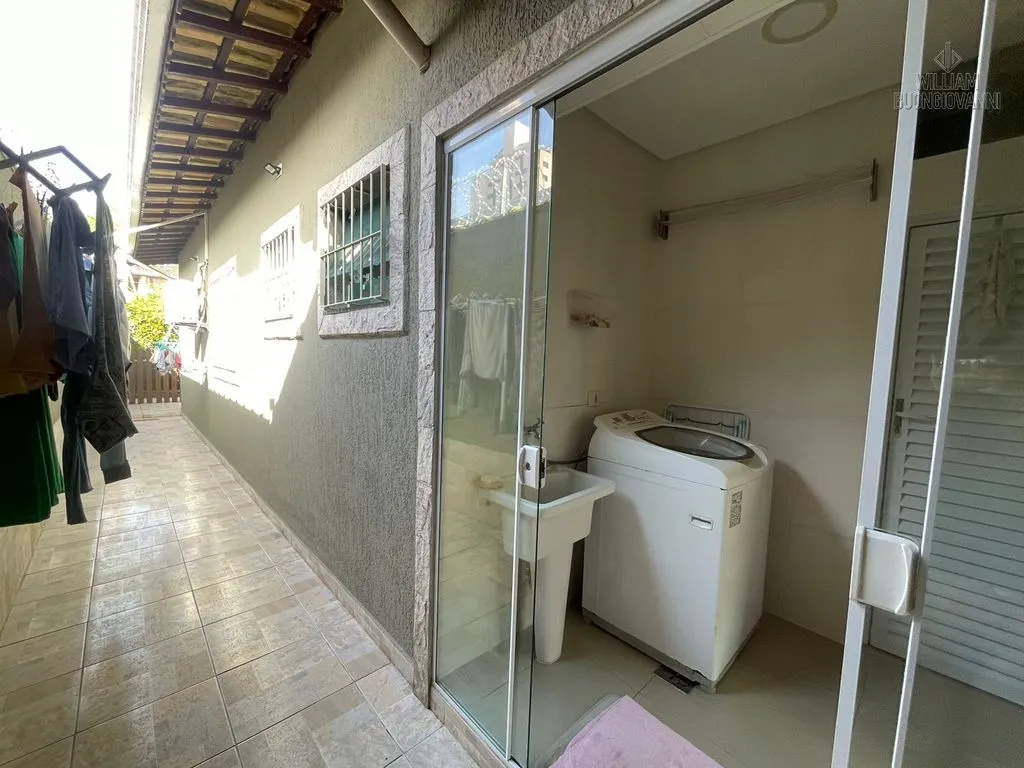 Imagem CASA ISOLADA 4 QUARTOS, 2 SUÍTES - BALNEÁRIO FLÓRIDA - PRAIA GRANDE/SP