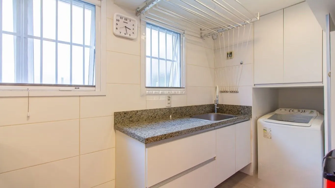 Imagem Casa em condomínio com terraço, piscina e espaço gourmet, Chacara das Pedras
