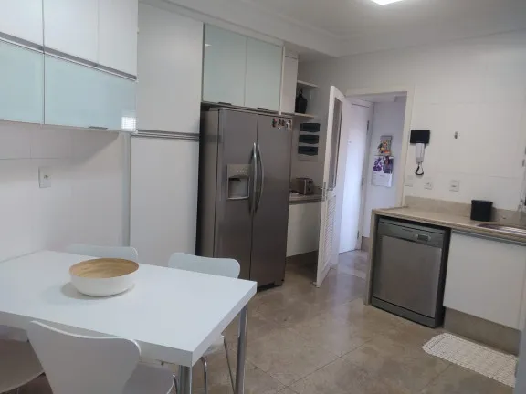 Imagem Apartamento com 4 Quartos à Venda, 160 m² em Cambuí - Campinas
