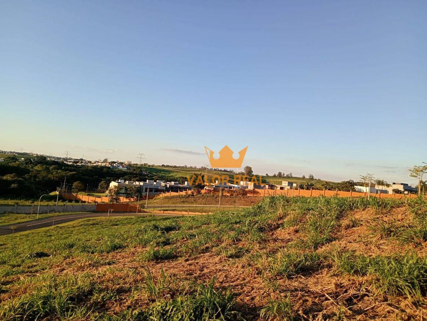Imagem Terreno Exclusivo no Alphaville Dom Pedro Zero, 412 m2, R$ 990 mio