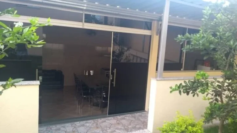 Imagem Casa 3 quarto.