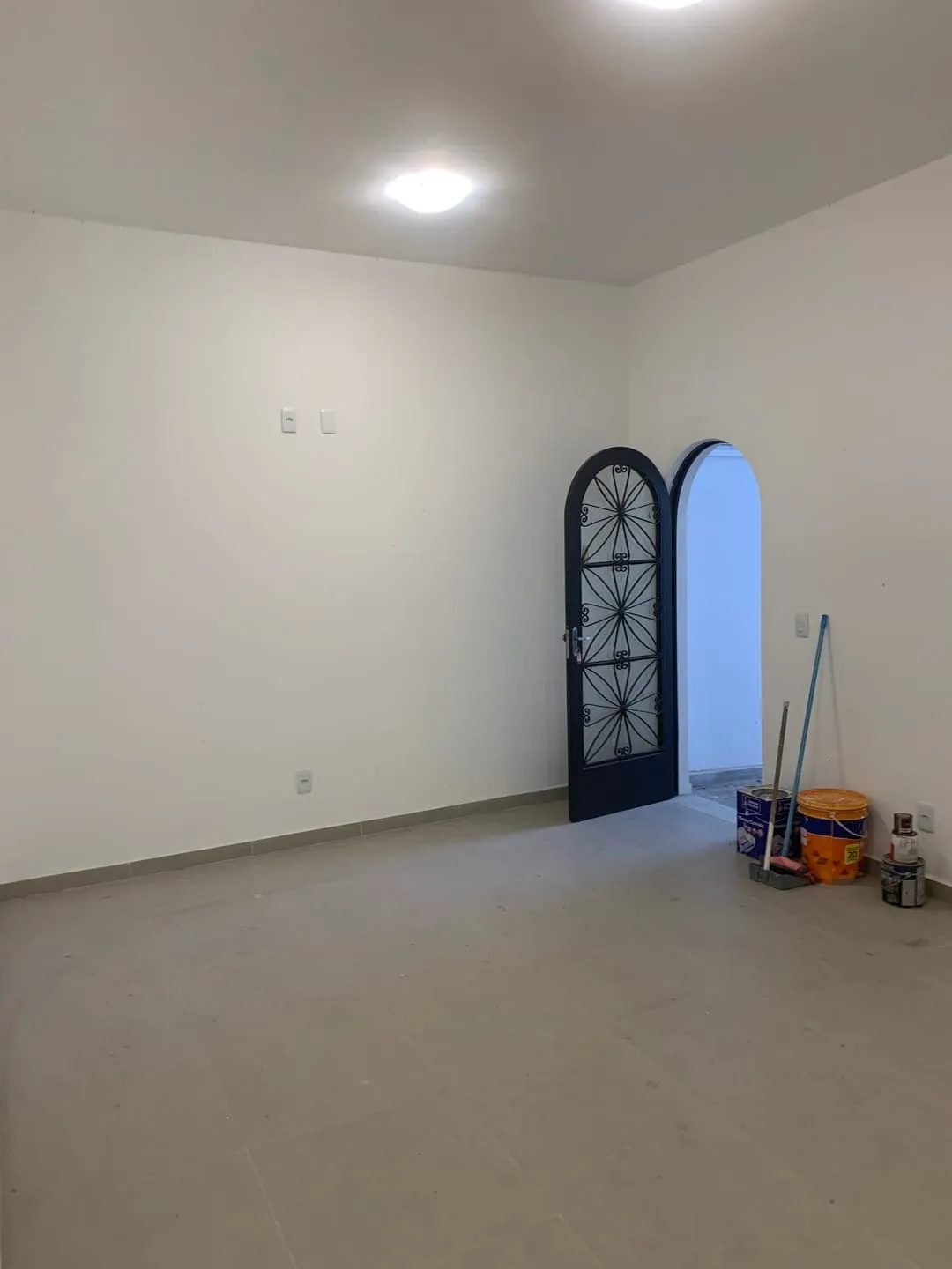 Imagem Comercial para Locação 100M², Centro, Pindamonhangaba - SP