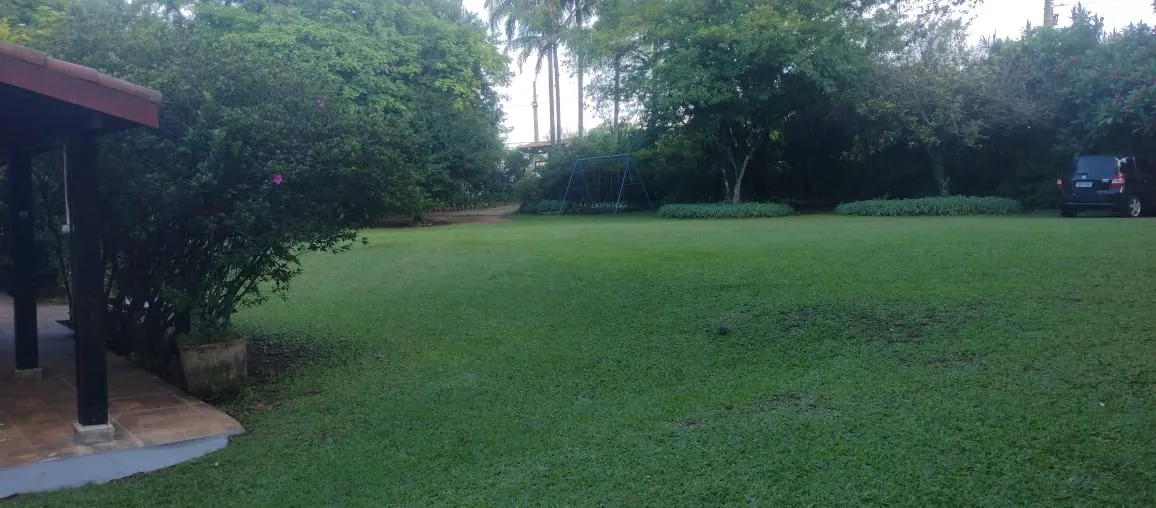Imagem Chácara de 2.800m² em Araçoiaba da Serra - Casa Térrea com 3 Dormitórios, 1 Suíte e Área Gourmet