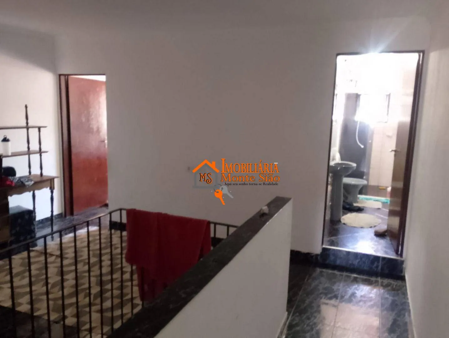 Imagem Sobrado com 3 dormitórios à venda, 200 m² por R$ 670.000 - Jardim IV Centenário - Guarulhos/SP