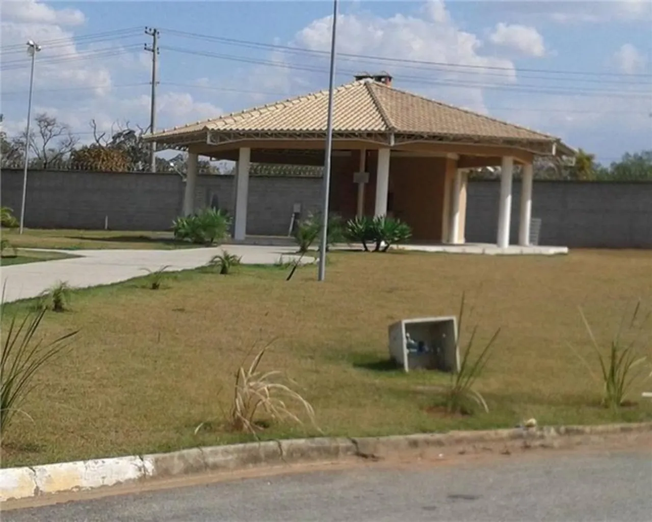 Imagem Lindo Sobrado de 4 Dormitórios no Cond. Residencial Portobello