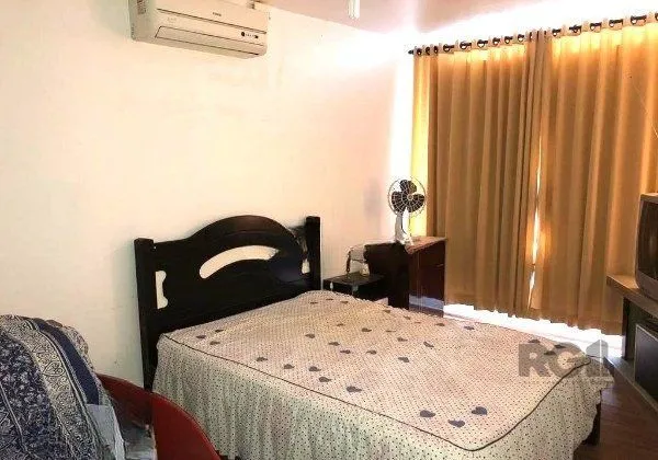 Imagem CASA SOBRADO NO CRISTO REDENTOR DE 5 DORMITÓRIOS E 3 VAGAS