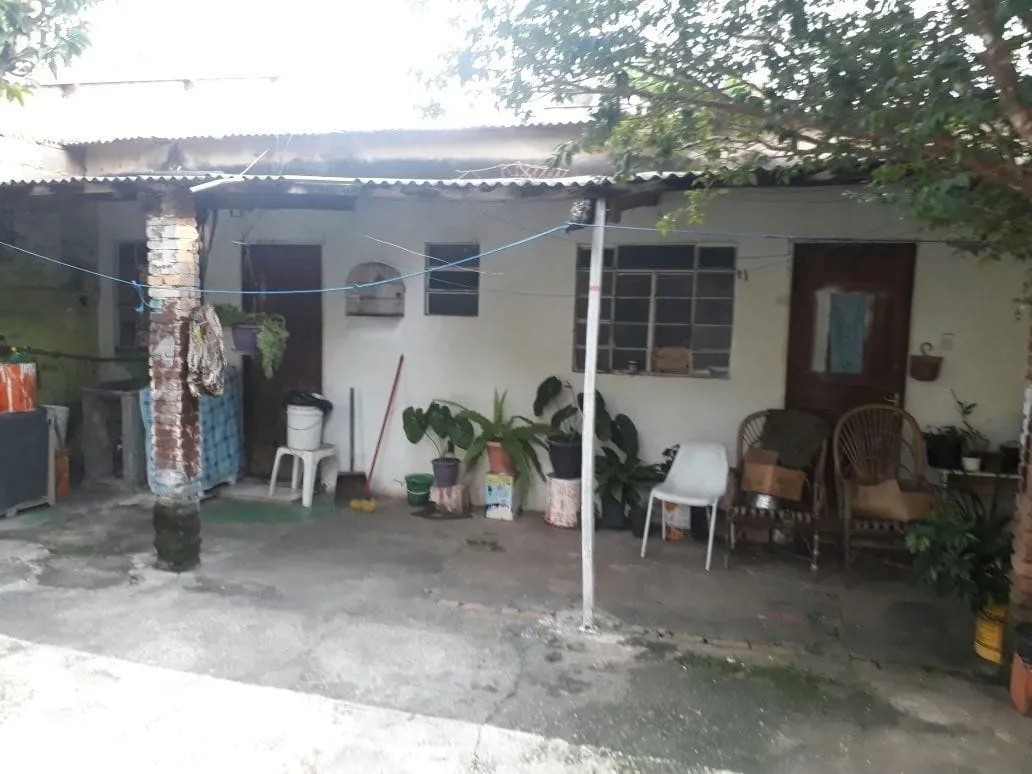 Imagem Casa à venda 2 Quartos, 3 Vagas, 250M², Conjunto Residencial Araretama, Pindamonhangaba - SP