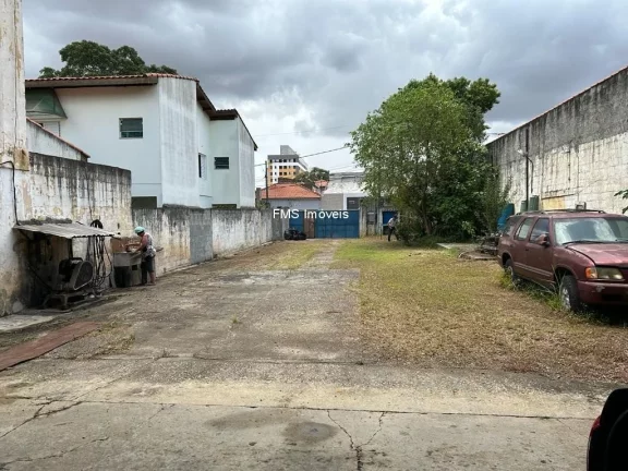 Imagem Galpão Comercial para Locação na Vila Moraes, São Paulo-SP: 610m² de Área Disponível