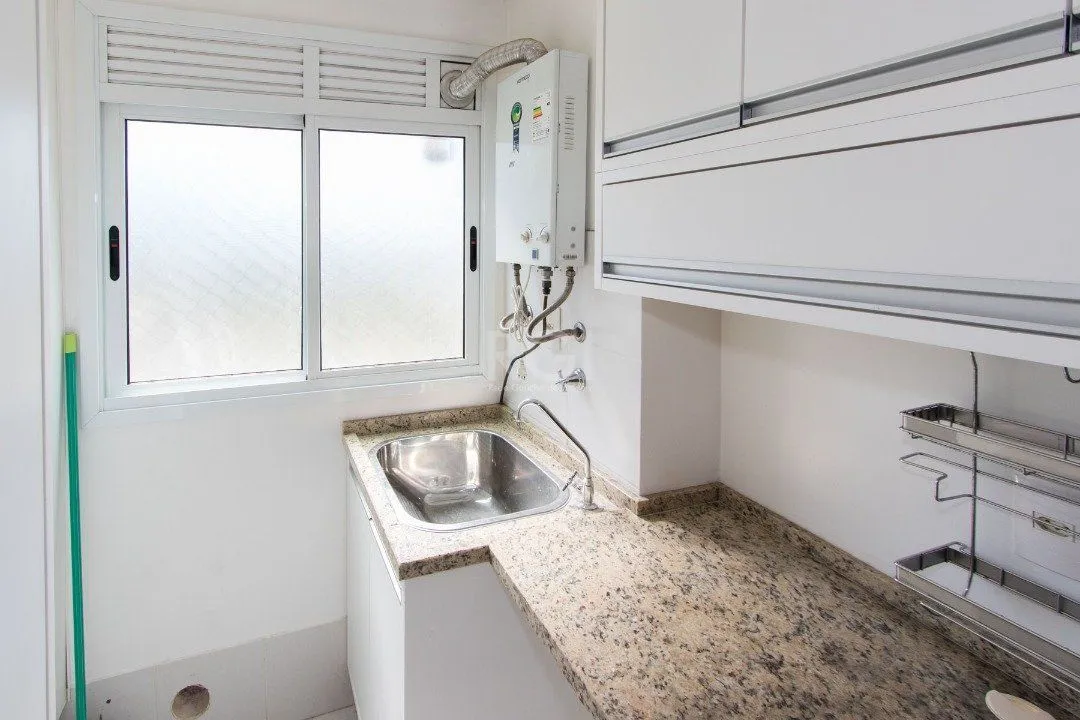 Imagem Apartamento | Bairro Cristal | 2 dormitórios | Suíte | Semi mobiliado | 1 vaga escriturada